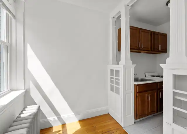 Property at 170 Maple St Unit 110, Malden, MA, 02148, 0 beds, 1 bath, [object Object]