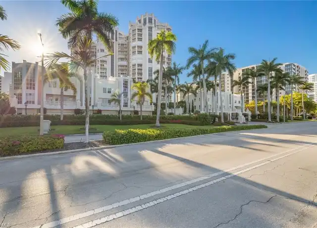 Property at 4021 Gulf Shore Blvd N #202, Naples, FL, 34103, 3 beds, 3 baths, [object Object]