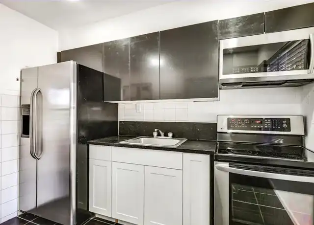 Property at 433 NW 22nd Ave, Fort Lauderdale, FL, 33311, 2 beds, 1 bath, [object Object]