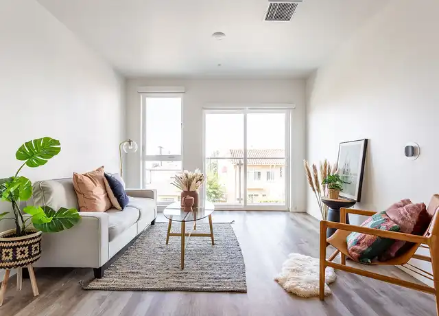 Property at 970 Fedora St, Los Angeles, CA, 90006, 1 bed, 1 bath, [object Object]