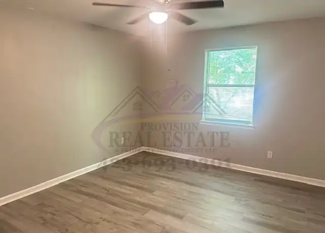 Property at 725 20th St SE, Cleveland, TN, 37311, 1 bed, 1 bath, [object Object]