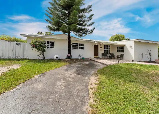 Property at 9750 SW 74th St, Miami, FL, 33173, 4 beds, 3 baths, [object Object]