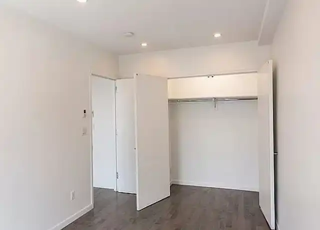 Property at 1128 31st Dr Unit 4B, Astoria, NY, 11106, 1 bed, 1 bath, [object Object]