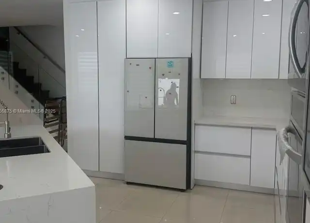 Property at 3521 W 86th Ter Unit 3521, Hialeah, FL, 33018, 4 beds, 3.5 baths, [object Object]