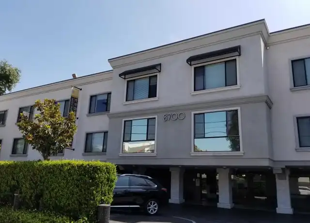Property at 8710 De Soto Ave, Canoga Park, CA, 91304, 1 bed, 1 bath, [object Object]