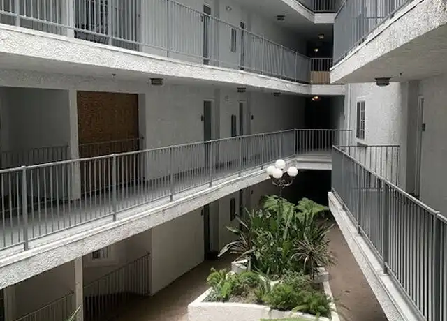 Property at 4401 Sepulveda Blvd #207, Sherman Oaks, CA, 91403, 1 bed, 1 bath, [object Object]