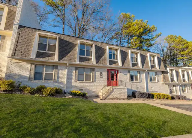 Property at Westside Court Apartments - 2113 Defoors Ferry Rd NW, Atlanta, GA, 30318, 2 beds, 1 bath, [object Object]