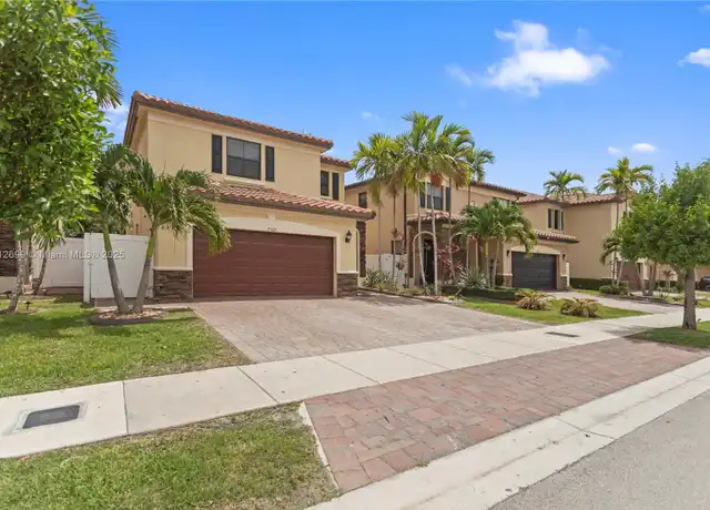Property at 3502 W 86th Ter Unit 3502, Hialeah, FL, 33018, 4 beds, 2.5 baths, [object Object]