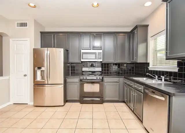 Property at 1833 Keene St, Houston, TX, 77009, 2 beds, 2 baths, [object Object]