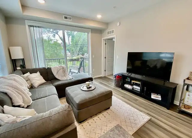 Property at The Serene - 829 Marshall St NE, Minneapolis, MN, 55413, 1 bed, 1 bath, [object Object]