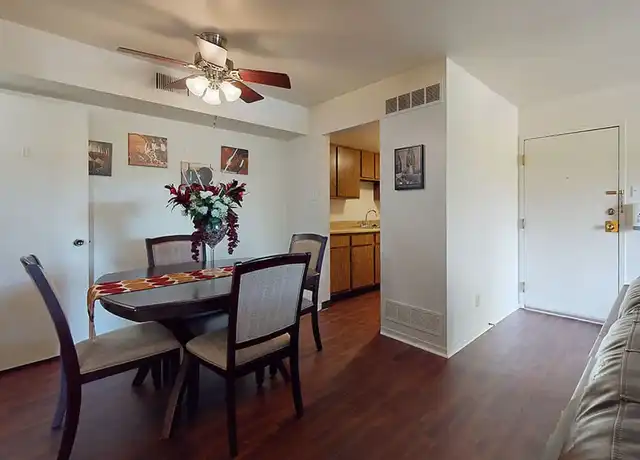 Property at Suson Pines - 5265 Suson Hills Dr, Saint Louis, MO, 63128, 1-3 bed, 1-2 bath, [object Object]