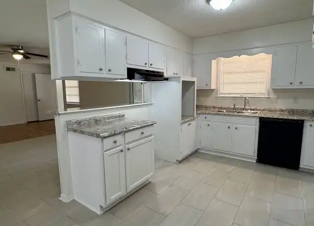 Property at 1969 E Holmes Rd, Memphis, TN, 38116, 3 beds, 2 baths, [object Object]