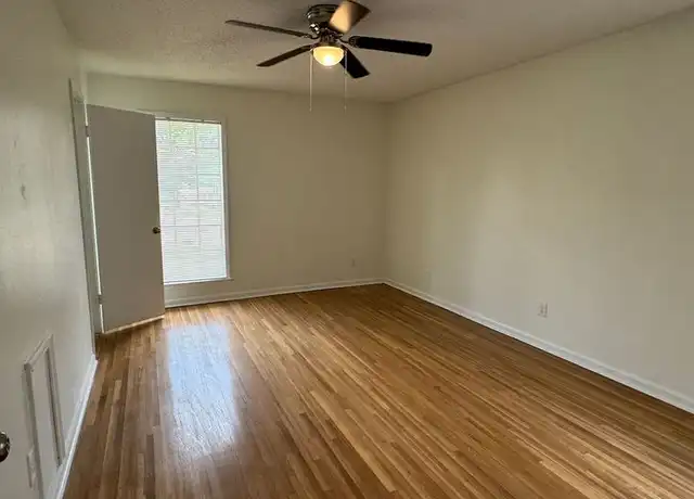 Property at 1969 E Holmes Rd, Memphis, TN, 38116, 3 beds, 2 baths, [object Object]