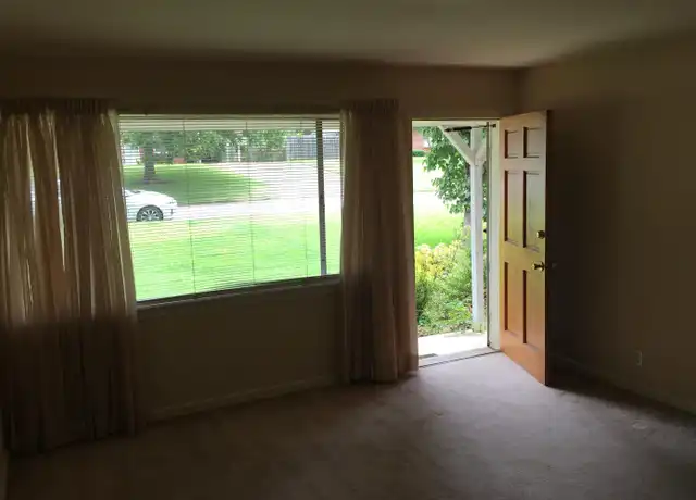 Property at 1020 Rosedale Dr, Montgomery, AL, 36107, 3 beds, 1 bath, [object Object]