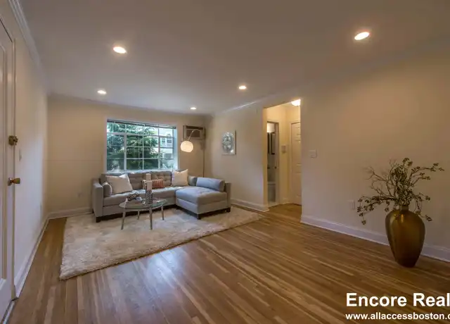 Property at 70 Saint Paul St Unit 54-2, Brookline, MA, 02446, 1 bed, 1 bath, [object Object]