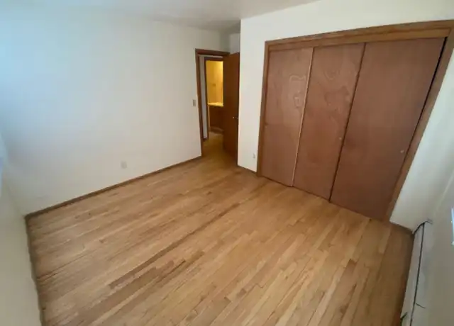 Property at 105 Cummings St Unit 2, Delavan, WI, 53115, 2 beds, 1 bath, [object Object]