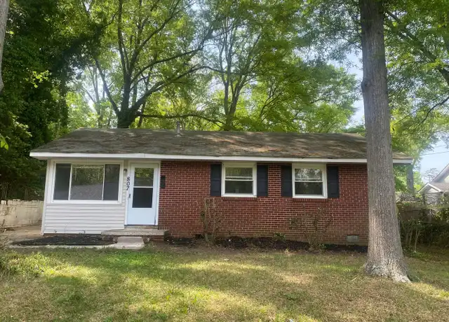 Property at 807 E 4th Ave, Gastonia, NC, 28054, 3 beds, 2 baths, [object Object]