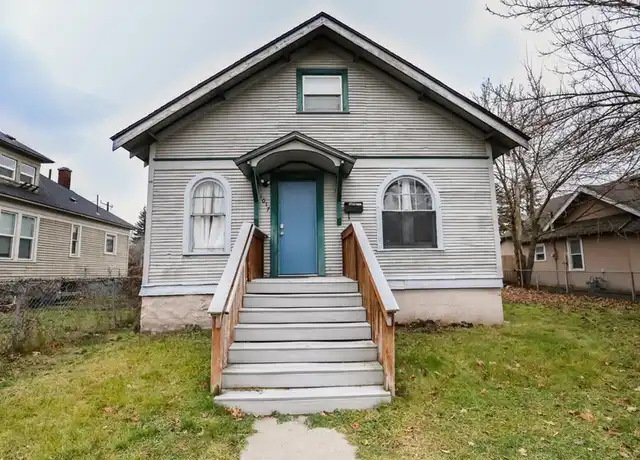 Property at 1017 E Augusta Ave, Spokane, WA, 99207, 5 beds, 2 baths, [object Object]