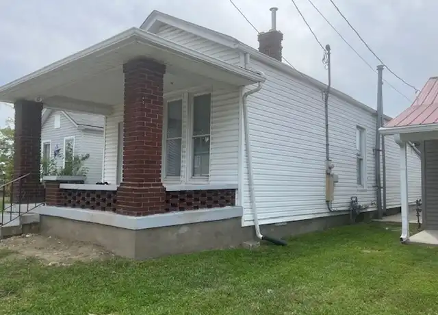 Property at 1023 Thomas V Bryant Dr, Jeffersonville, IN, 47130, 3 beds, 1 bath, [object Object]