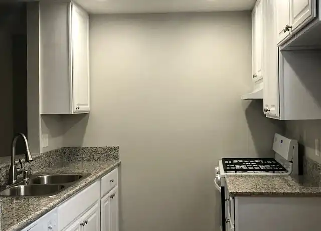 Property at Delaware Pines Apartments - 19221 Delaware St, Huntington Beach, CA, 92648, 1 bed, 1 bath, [object Object]