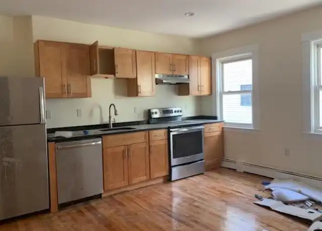 Property at 149 Franklin St, Framingham, MA, 01702, 2 beds, 1 bath, [object Object]