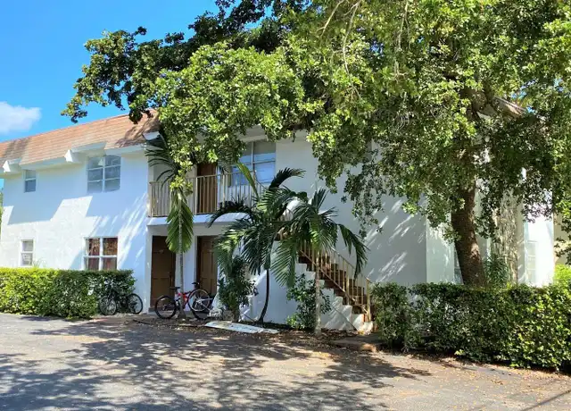 Property at 5961 SW 41st St Unit 202, Davie, FL, 33314, 2 beds, 1 bath, [object Object]