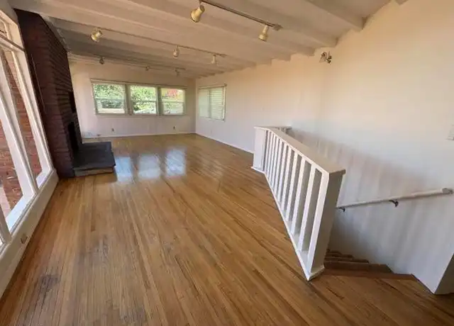 Property at 22319 Macfarlane Dr, Woodland Hills, CA, 91364, 3 beds, 2 baths, [object Object]