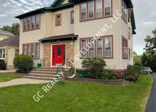 Property at 532 South St Unit 3, Elgin, IL, 60123, 2 beds, 1 bath, [object Object]