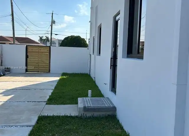 Property at 8311 Grand Canal Dr Unit A, Miami, FL, 33144, 1 bed, 1 bath, [object Object]