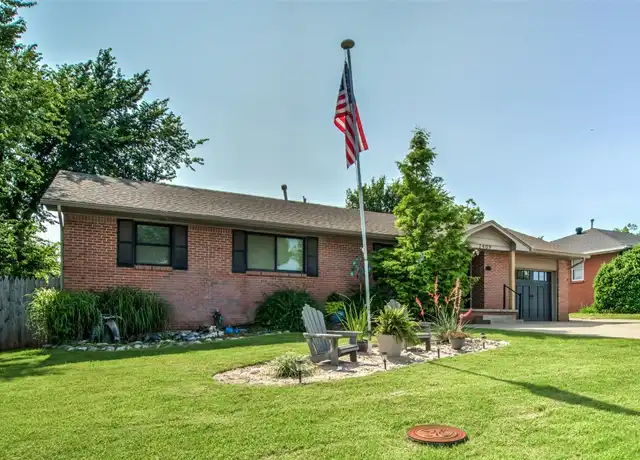 Property at 1409 S Boulevard, Edmond, OK, 73034, 3 beds, 1.5 baths, [object Object]