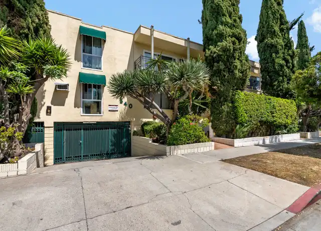 Property at 540 Orlando Ave Unit 2, West Hollywood, CA, 90048, 1 bed, 1 bath, [object Object]