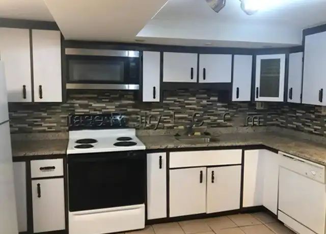 Property at 84 Thorndike St Unit B, Cambridge, MA, 02141, 4 beds, 1.5 baths, [object Object]