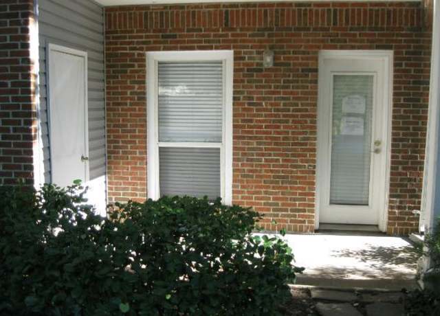 Photo of 3175 Summit Square Dr Unit A7, Oakton, VA 22124