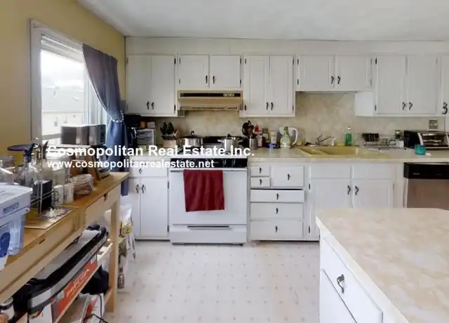 Property at 28 Melrose St, Arlington, MA, 02474, 1 bed, 1 bath, [object Object]