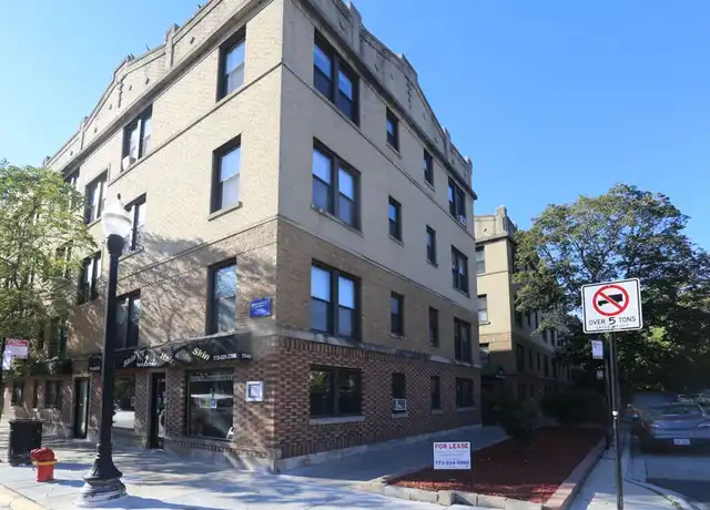 Property at 705 W Brompton Ave Unit 32, Chicago, IL, 60657, 1 bed, 1 bath, [object Object]