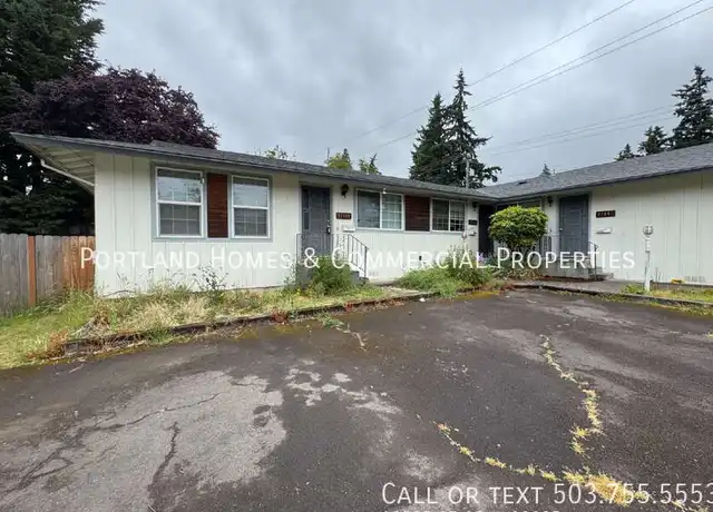 Property at 12805 SE 25th Ave Unit 12805, Oak Grove, OR, 97222, 2 beds, 1 bath, [object Object]
