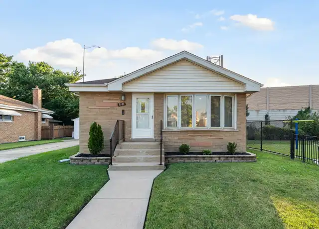 Property at 5146 Michigan Ave, Schiller Park, IL, 60176, 3 beds, 2 baths, [object Object]