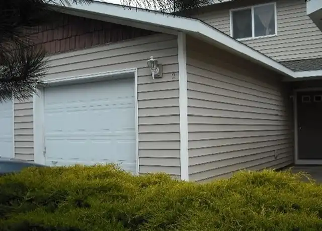 Property at 2610 SW 23rd St Unit 10, Redmond, OR, 97756, 2 beds, 1.5 baths, [object Object]