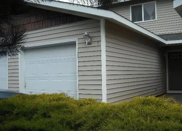 Property at 2610 SW 23rd St Unit 10, Redmond, OR, 97756, 2 beds, 1.5 baths, [object Object]