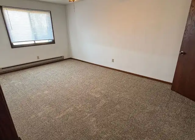 Property at 2060 Meadow Ln Unit 10, Schererville, IN, 46375, 1 bed, 1 bath, [object Object]