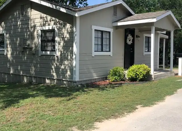 Property at 746 N 7th St, Midlothian, TX, 76065, 2 beds, 1.5 baths, [object Object]