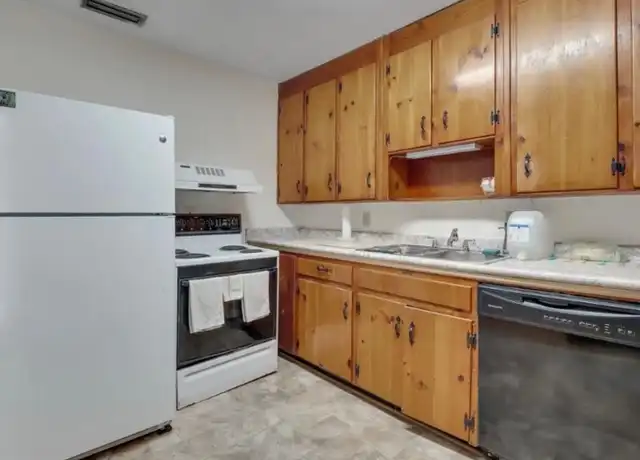Property at 222 Westminister Dr, Tallahassee, FL, 32304, 4 beds, 2.5 baths, [object Object]