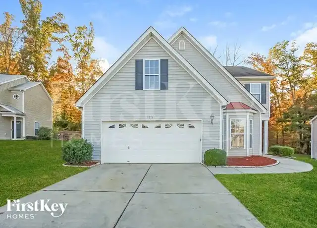 Property at 3216 Castlemaine Dr, Charlotte, NC, 28269, 3 beds, 2.5 baths, [object Object]