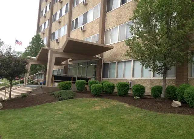 Property at 205 19th St NE Unit 603, Canton, OH, 44714, 0 beds, 1 bath, [object Object]