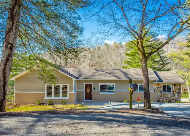 Property at 516 Hedgewood Dr, Chattanooga, TN, 37405, 4 beds, 3 baths, [object Object]
