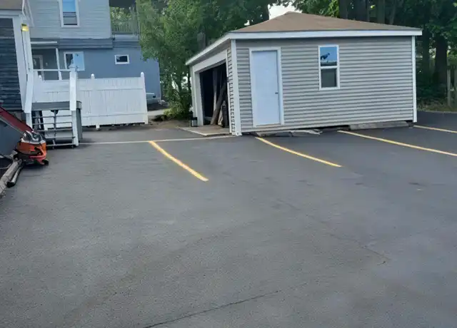Property at 46 River St, Braintree, MA, 02184, 1 bed, 1 bath, [object Object]