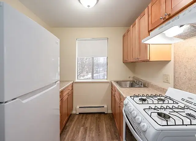 Photo of 165 Winthrop St, Taunton, MA 02780