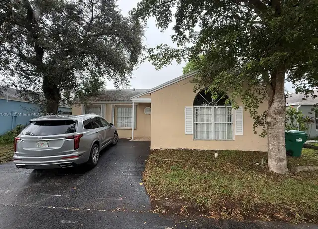 Property at 14560 SW 124th Pl Unit 1560, Miami, FL, 33186, 3 beds, 2 baths, [object Object]