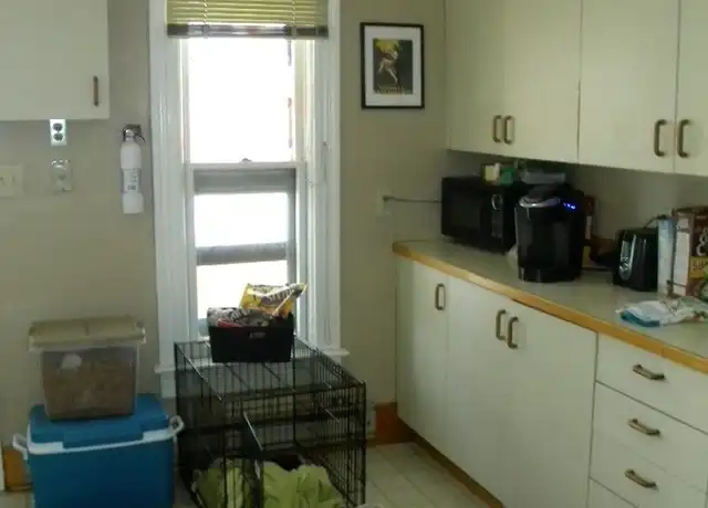 Property at 1095 15th Ave SE Unit 1AND2, Minneapolis, MN, 55414, 6 beds, 2 baths, [object Object]
