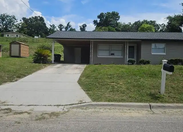 Property at 733 E Minneola Ave, Clermont, FL, 34711, 3 beds, 2.5 baths, [object Object]